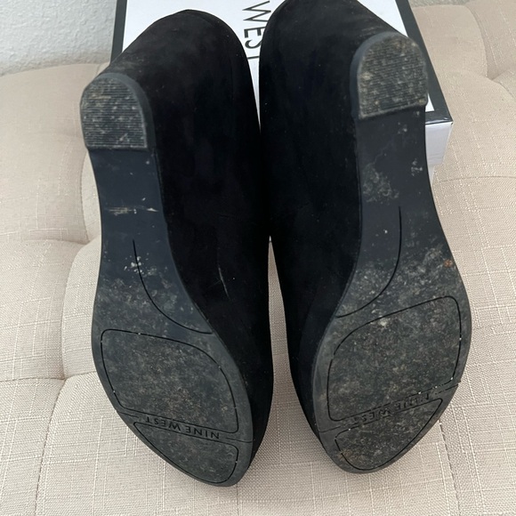 Nine West Wedge Suede Pumps - Picture 4 of 4